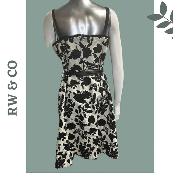 RW & Co Black Cream Floral Dress Contrast
Belt Netting Underskirt  Size 14 - Picture 4 of 9